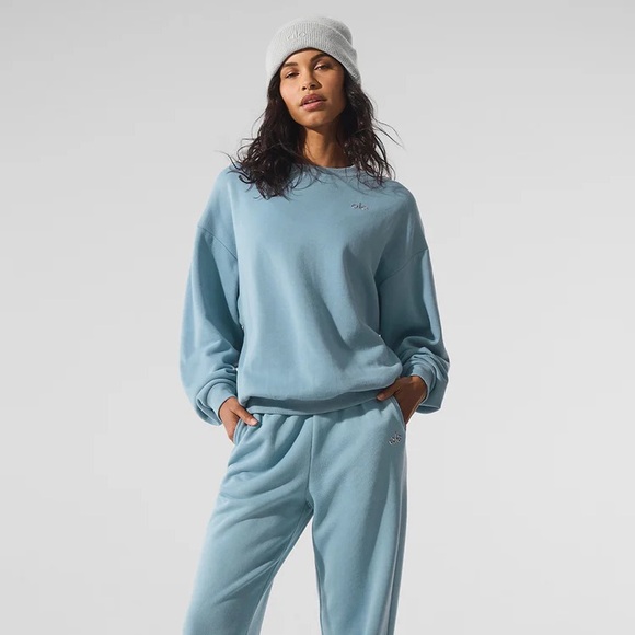 ALO Yoga Celestial Blue Crew Neck Pullover NWT - Picture 3 of 7